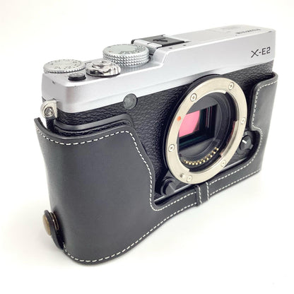 【全額返金保証】【最速発送】FUJIFILM デジタル一眼 X-E2 ボディ [シルバー] シルバー 美品 動作確認済
