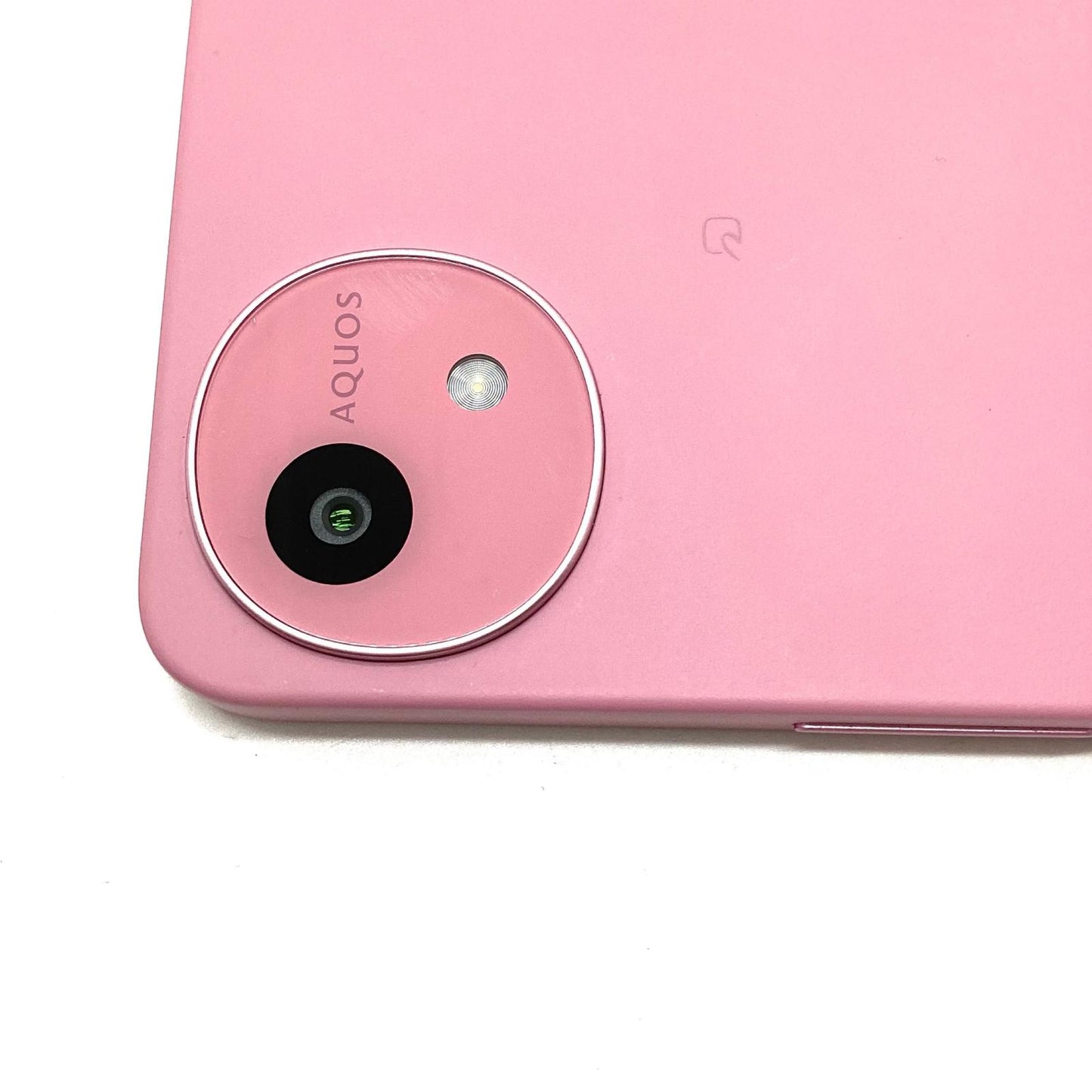 【全額返金保証】【最速発送】SHARP AQUOS wish5 64GB ナデシコ docomo SIMフリー S-52F 白ロム 美品 動作確認済