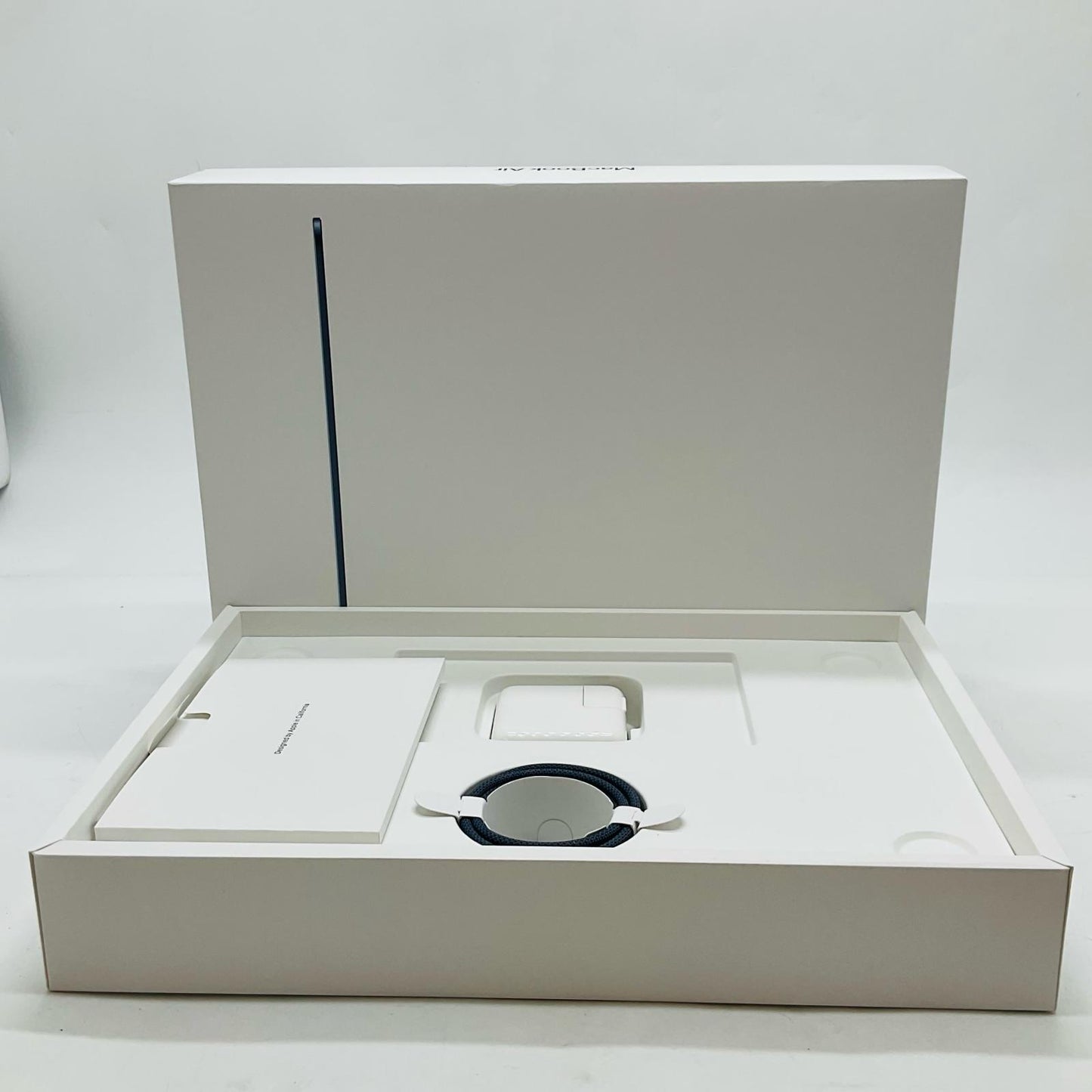 【全額返金保証】【最速発送】Apple MacBook Air Air 13.6インチ 2022 Apple M2 8GB 256GB ミッドナイト 88.4% 美品 動作確認済