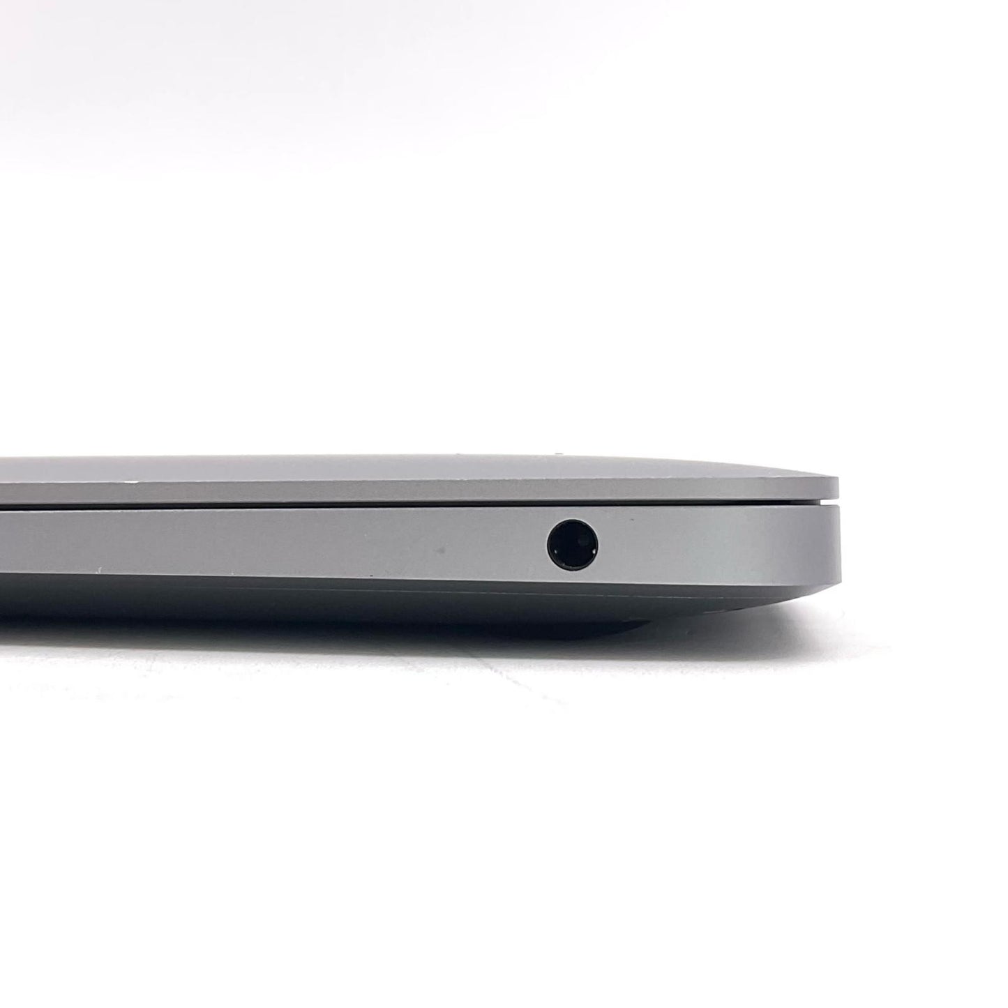 【全額返金保証】【最速発送】Apple MacBook Air 13.3インチ 2020 Apple M1 8GB 256GB 94% 動作確認済