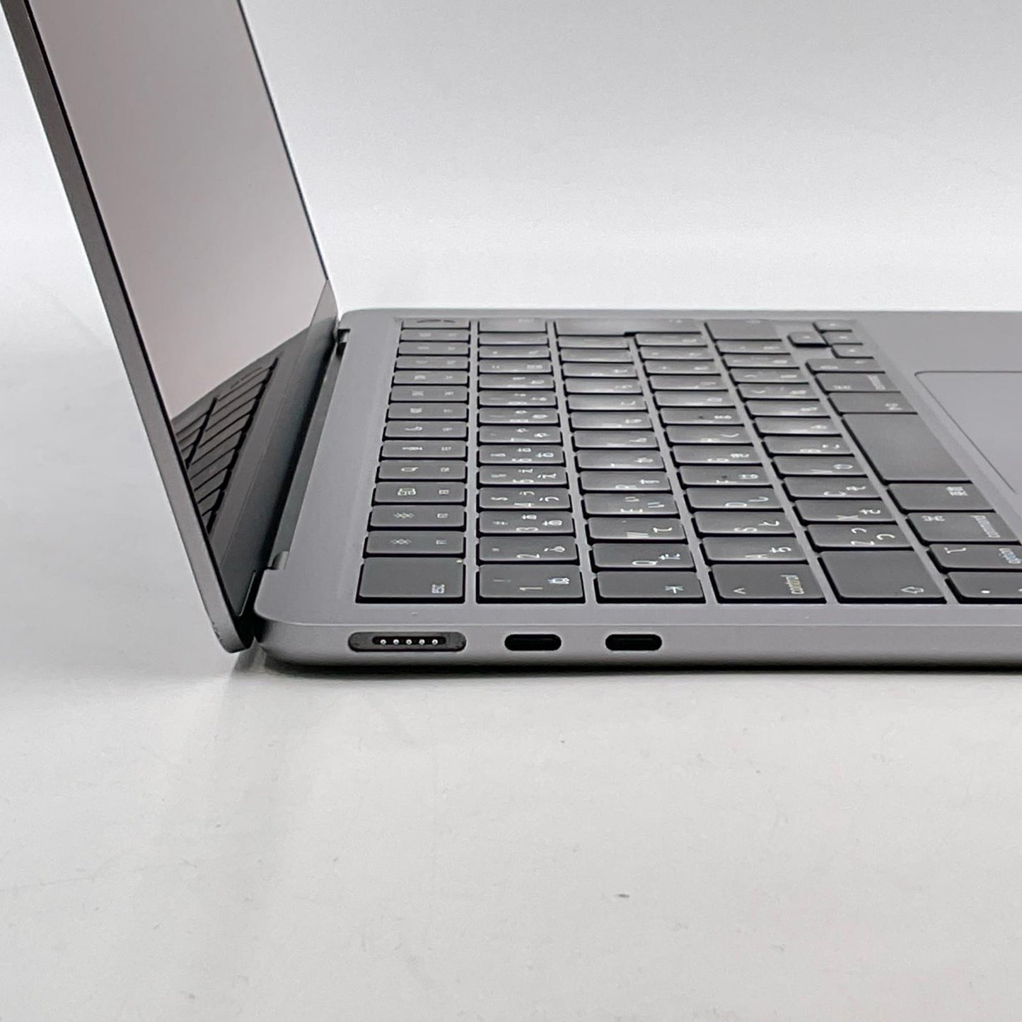 【全額返金保証】【最速発送】Apple MacBook Air 13.6インチ 2022 Apple M2 16GB 512GB スペースグレイ 87% 美品 動作確認済
