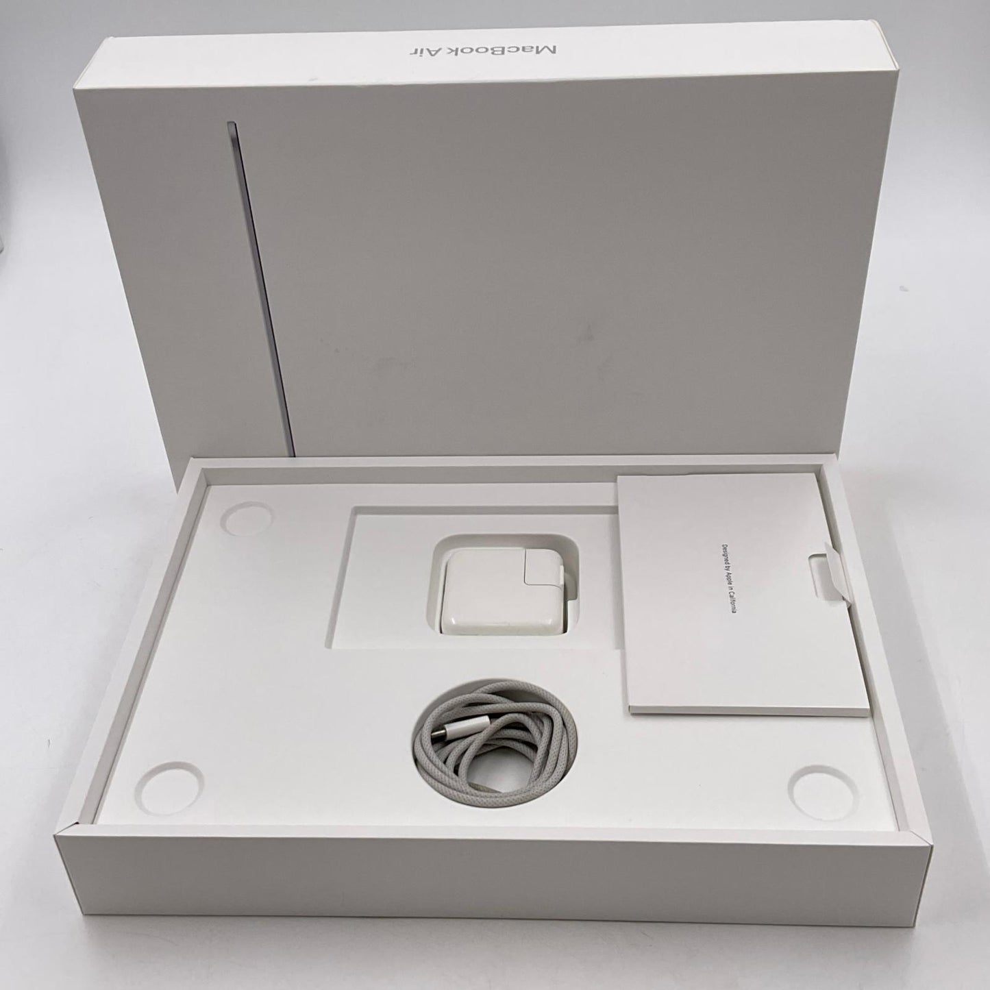 【全額返金保証】【最速発送】Apple MacBook Air 13.6インチ 2022 Apple M2 16GB 512GB スペースグレイ 87% 美品 動作確認済
