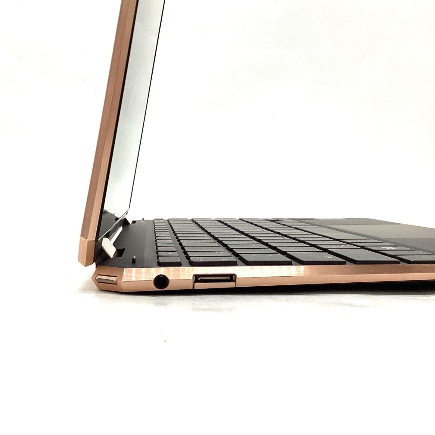 【全額返金保証】【最速発送】HP Spectre x360 13-aw2141TU 11th Gen Intel(R) Core(TM) i7-1165G7 @ 2.80GHz 16GB M.2 SSD 512GB 87.5% 動作確認済