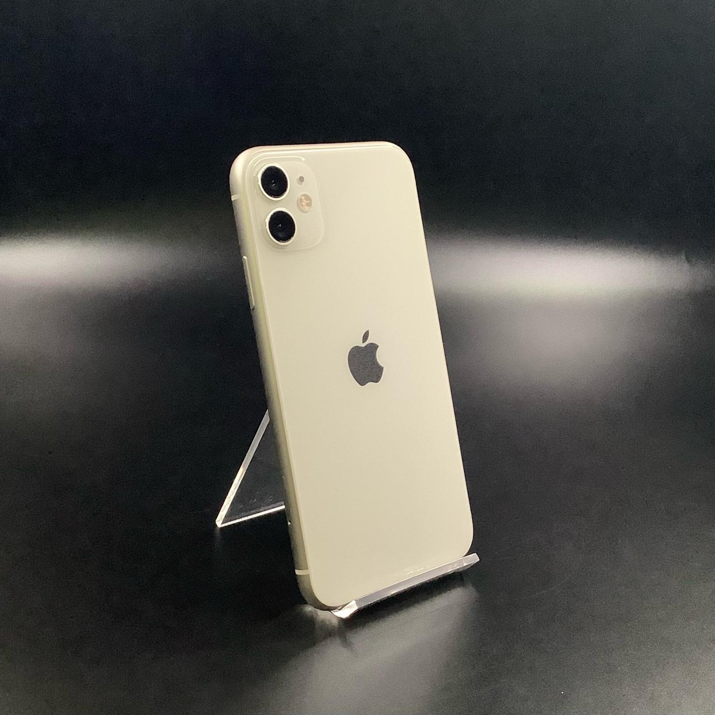 【全額返金保証】【最速発送】Apple iPhone iPhone 11 128GB ホワイト au 白ロム 動作確認済 73%