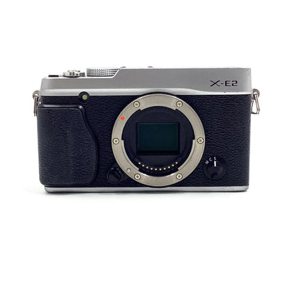 【全額返金保証】【最速発送】FUJIFILM デジタル一眼 FUJIFILM X-E2 シルバー 動作確認済