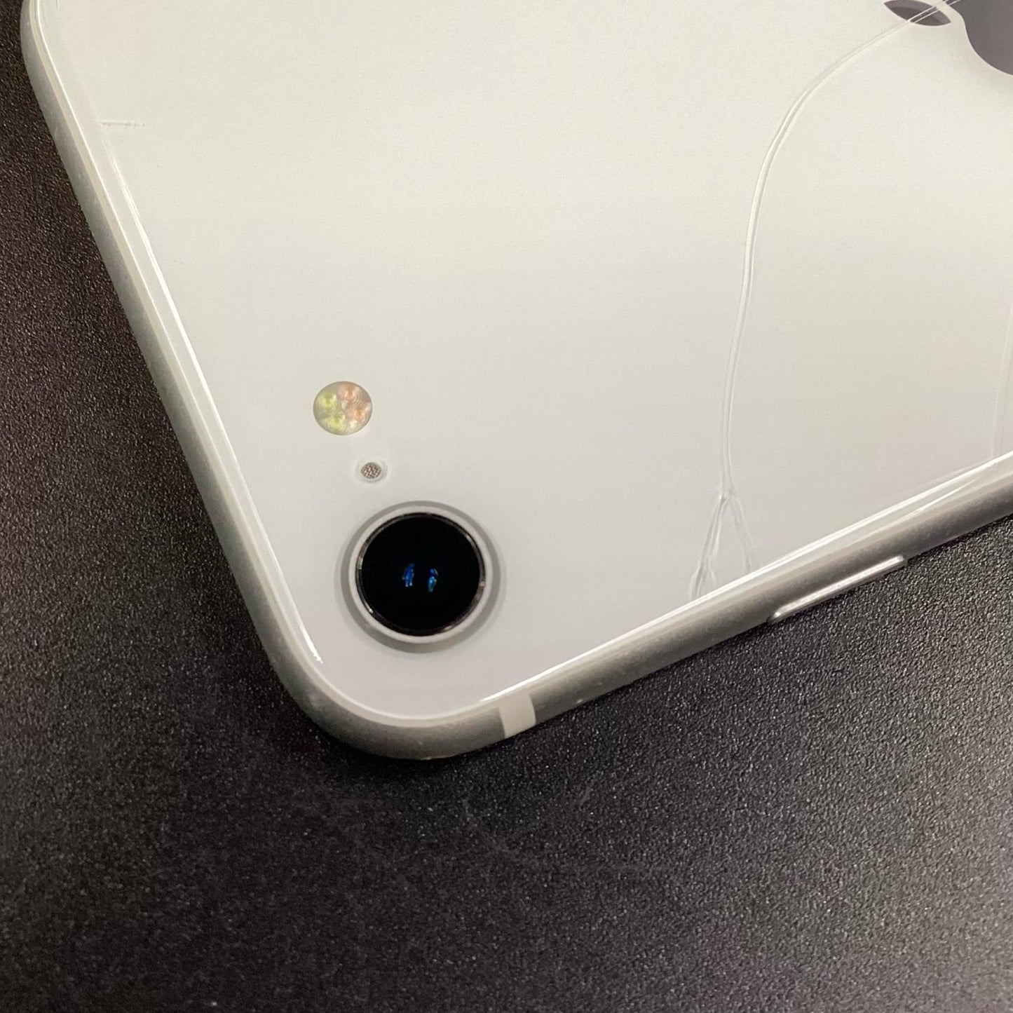 【最速発送】Apple iPhone iPhone SE（第2世代） 128GB ホワイト Softbank SIMフリー 白ロム【難有】 92%