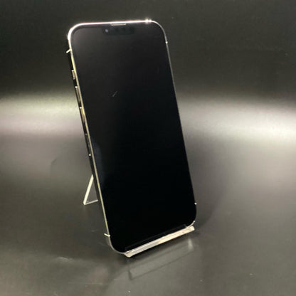 【全額返金保証】【最速発送】Apple iPhone iPhone 13 Pro Max 256GB シルバー au SIMフリー 白ロム 美品 動作確認済 84%