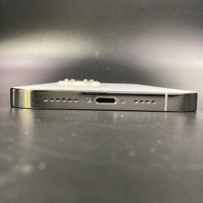 【全額返金保証】【最速発送】Apple iPhone iPhone 13 Pro Max 256GB シルバー au SIMフリー 白ロム 美品 動作確認済 84%