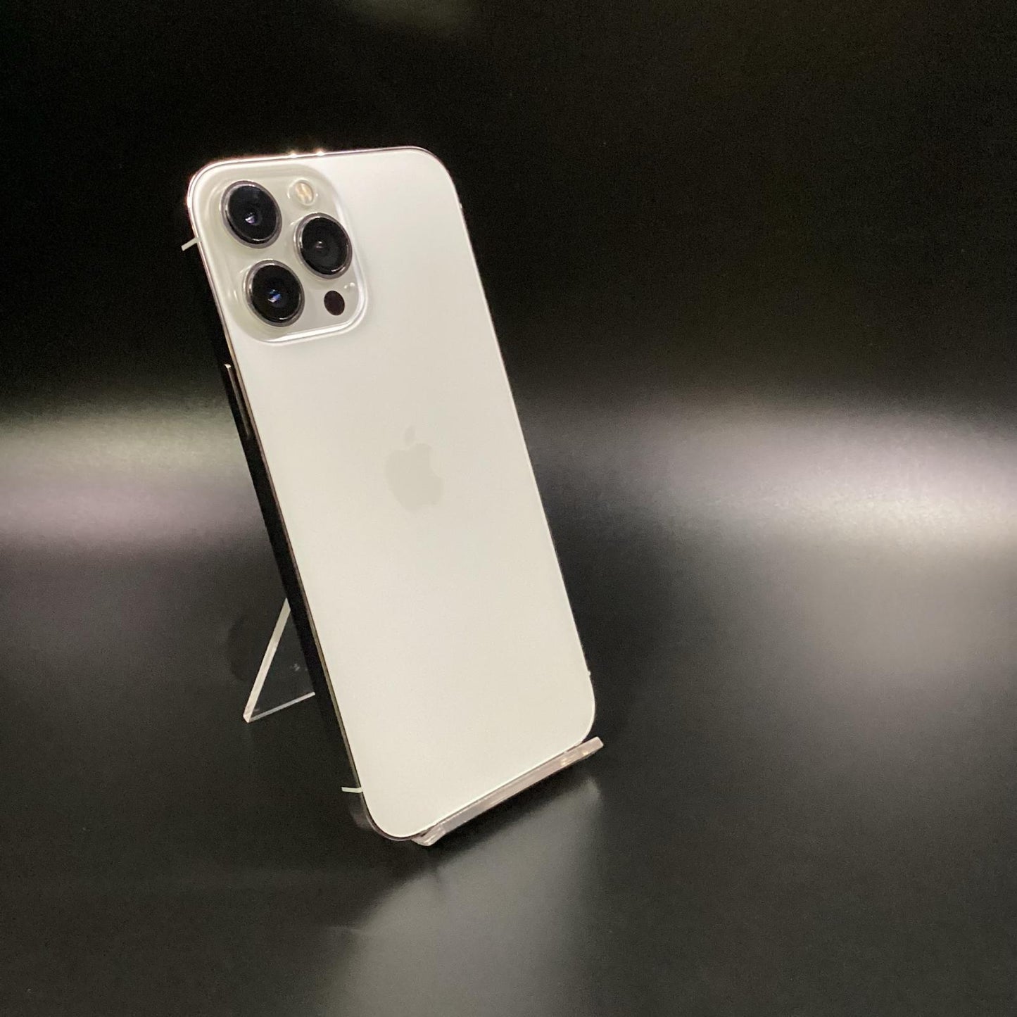 【全額返金保証】【最速発送】Apple iPhone iPhone 13 Pro Max 256GB シルバー au SIMフリー 白ロム 美品 動作確認済 86%
