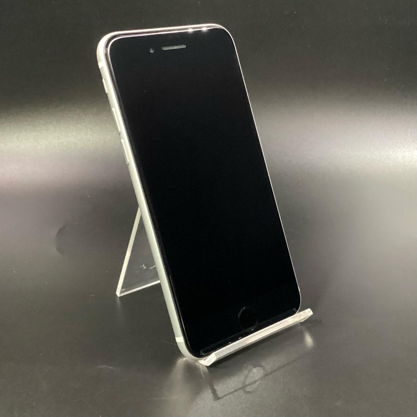 【最速発送】Apple iPhone iPhone SE（第2世代） 64GB ホワイト docomo SIMフリー 白ロム【難有】