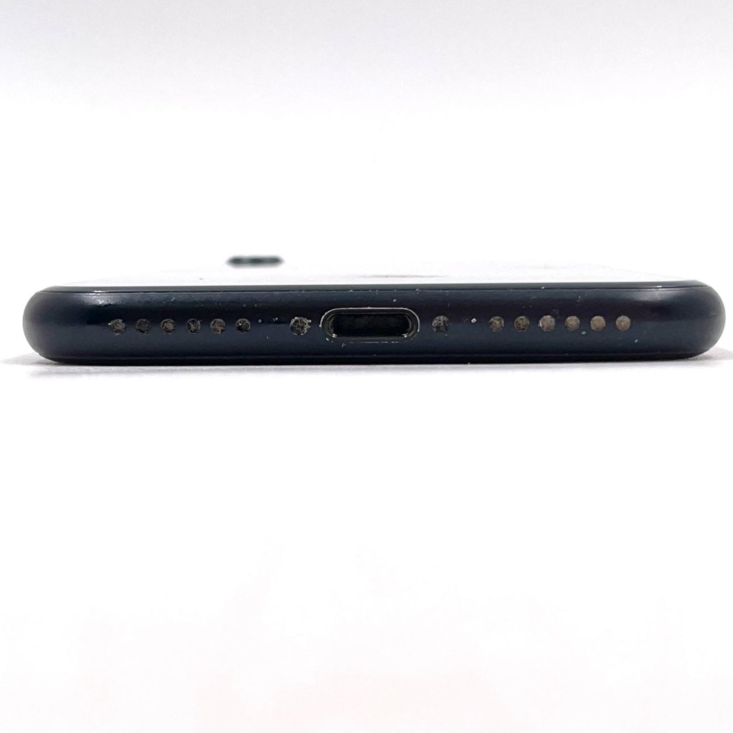 【全額返金保証】【最速発送】Apple iPhone iPhone SE（第3世代） 64GB ミッドナイト au 白ロム 美品 動作確認済 83%