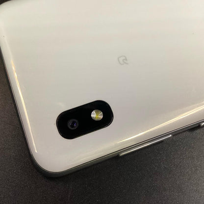 【全額返金保証】【最速発送】SAMSUNG Galaxy A21 64GB ホワイト au SCV49 白ロム 美品 動作確認済