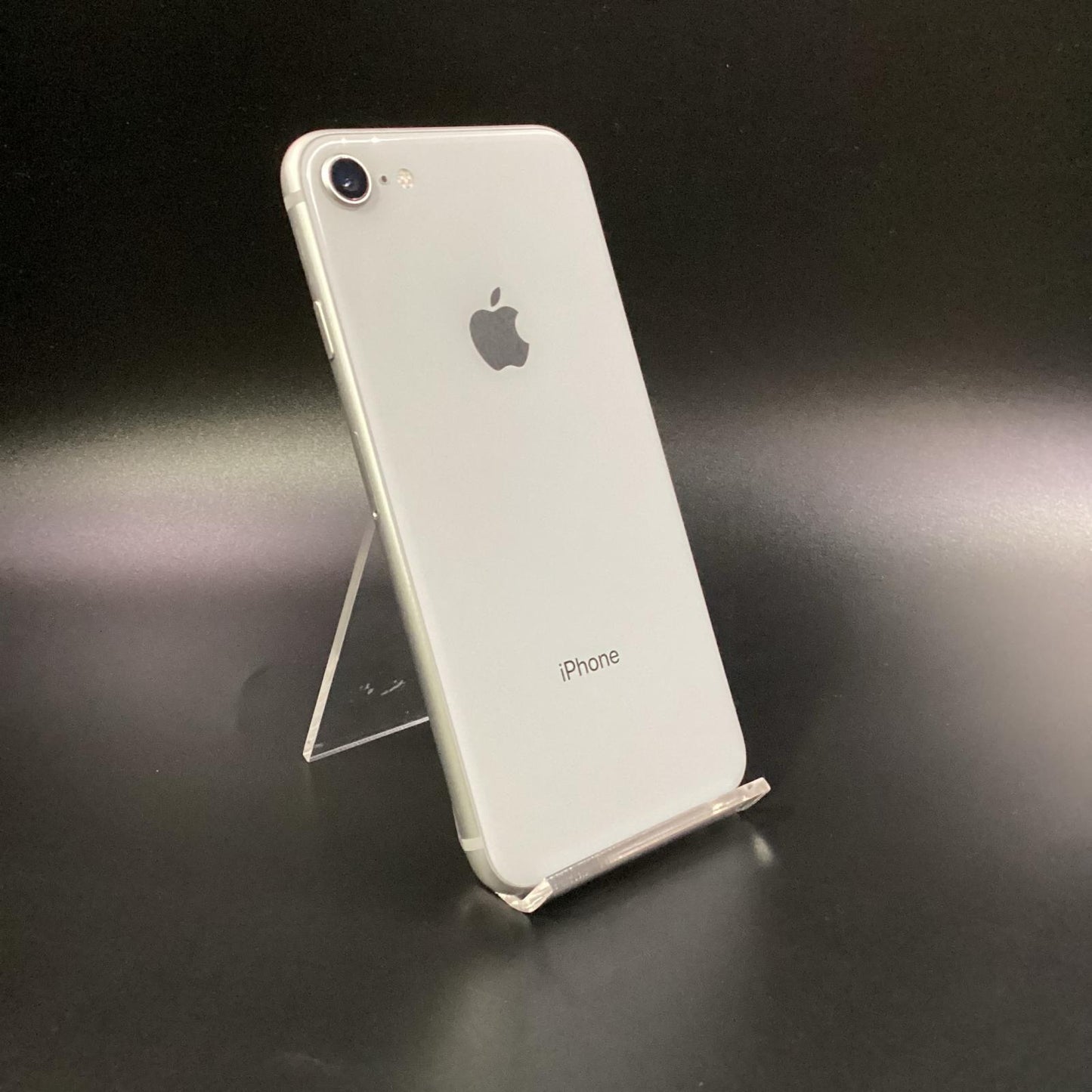 【全額返金保証】【最速発送】Apple iPhone iPhone 8 64GB シルバー au 白ロム 動作確認済 100%