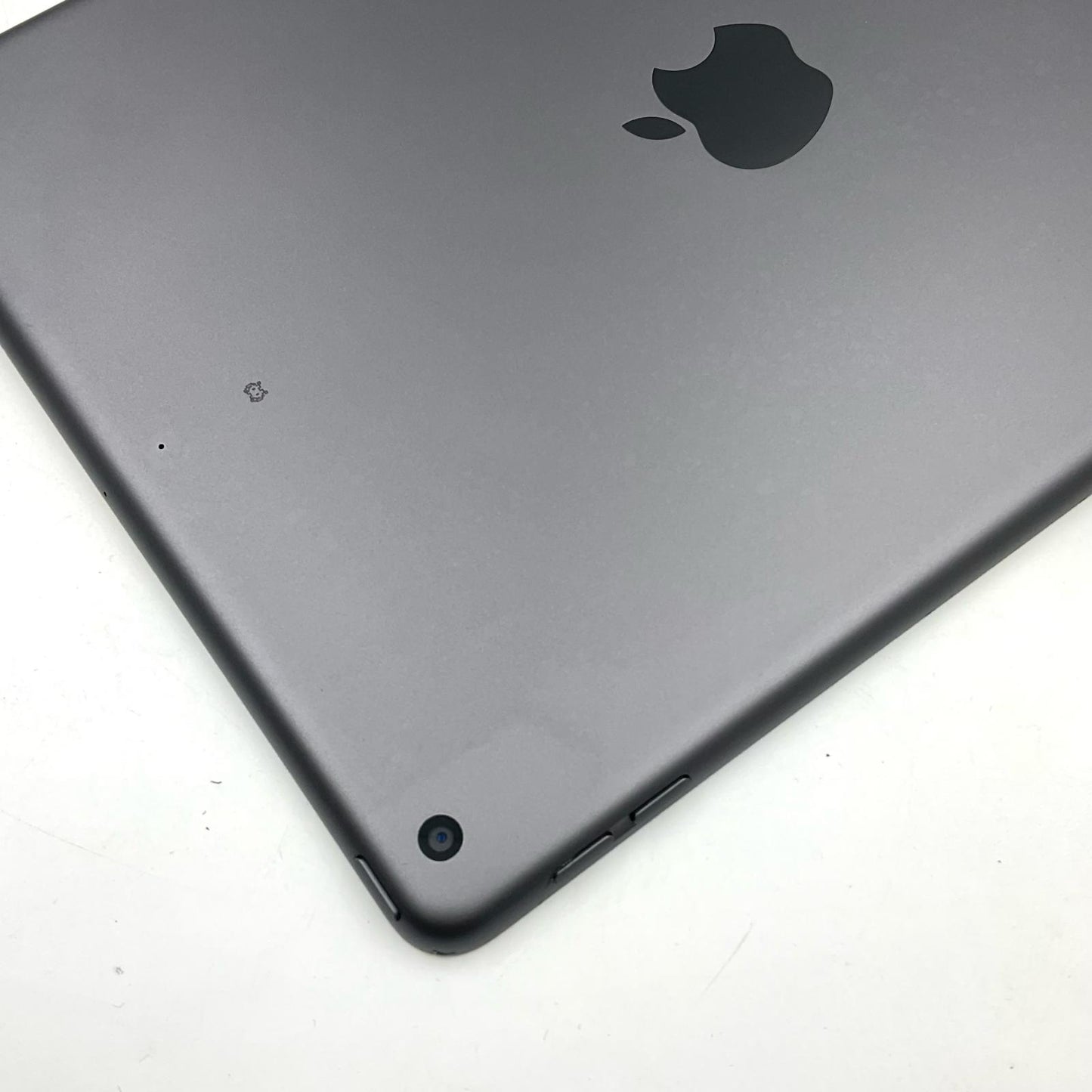 【全額返金保証】【最速発送】Apple iPad iPad 10.2インチ 第9世代 64GB スペースグレイ Wi-Fi 動作確認済