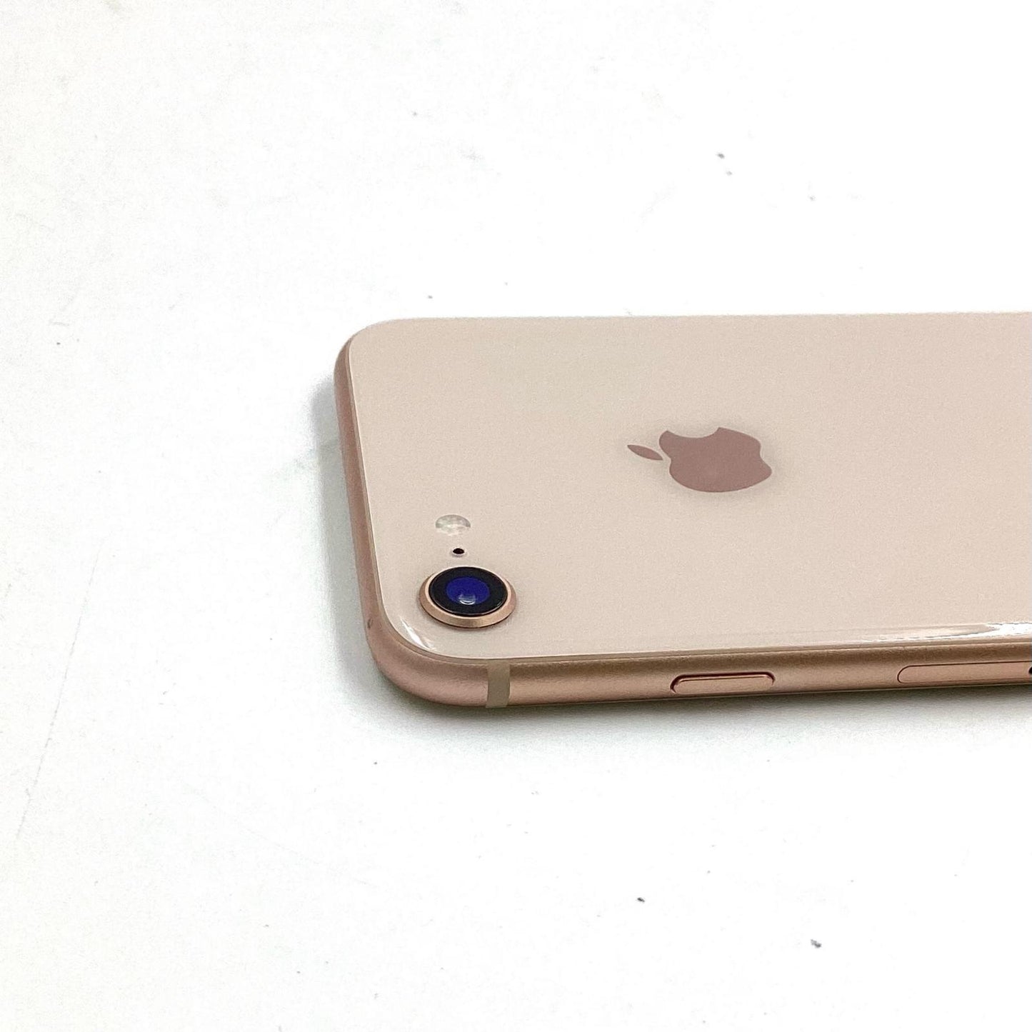 【全額返金保証】【最速発送】Apple iPhone iPhone 8 64GB ゴールド Softbank 白ロム 動作確認済 77%