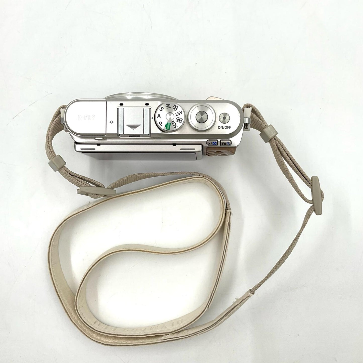 【全額返金保証】【最速発送】OLYMPUS デジタル一眼 PEN E-PL9 EZダブルズームキット [ブラウン] 超美品 動作確認済