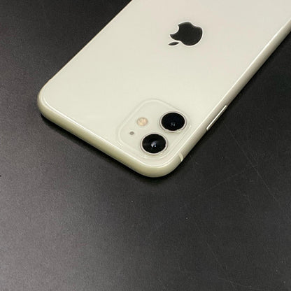 【全額返金保証】【最速発送】Apple iPhone iPhone 11 64GB ホワイト docomo 白ロム 美品 動作確認済 90%