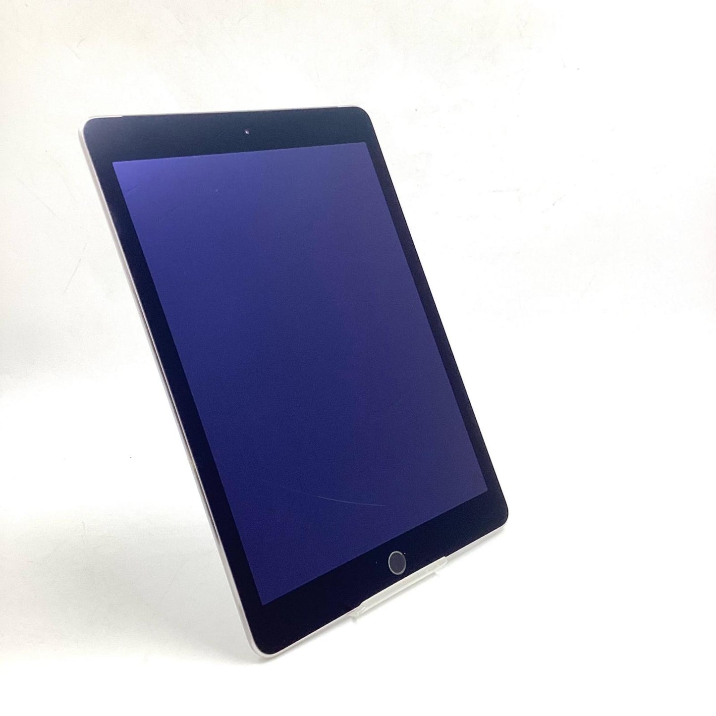 【全額返金保証】【最速発送】Apple iPad Air 9.7インチ 第2世代 32GB スペースグレイ WiFi+Cellular au 白ロム 美品 動作確認済