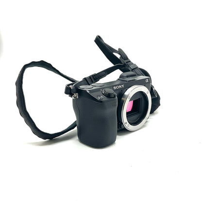 【全額返金保証】【最速発送】Sony デジタル一眼 α NEX-7 ボディ ブラック 動作確認済