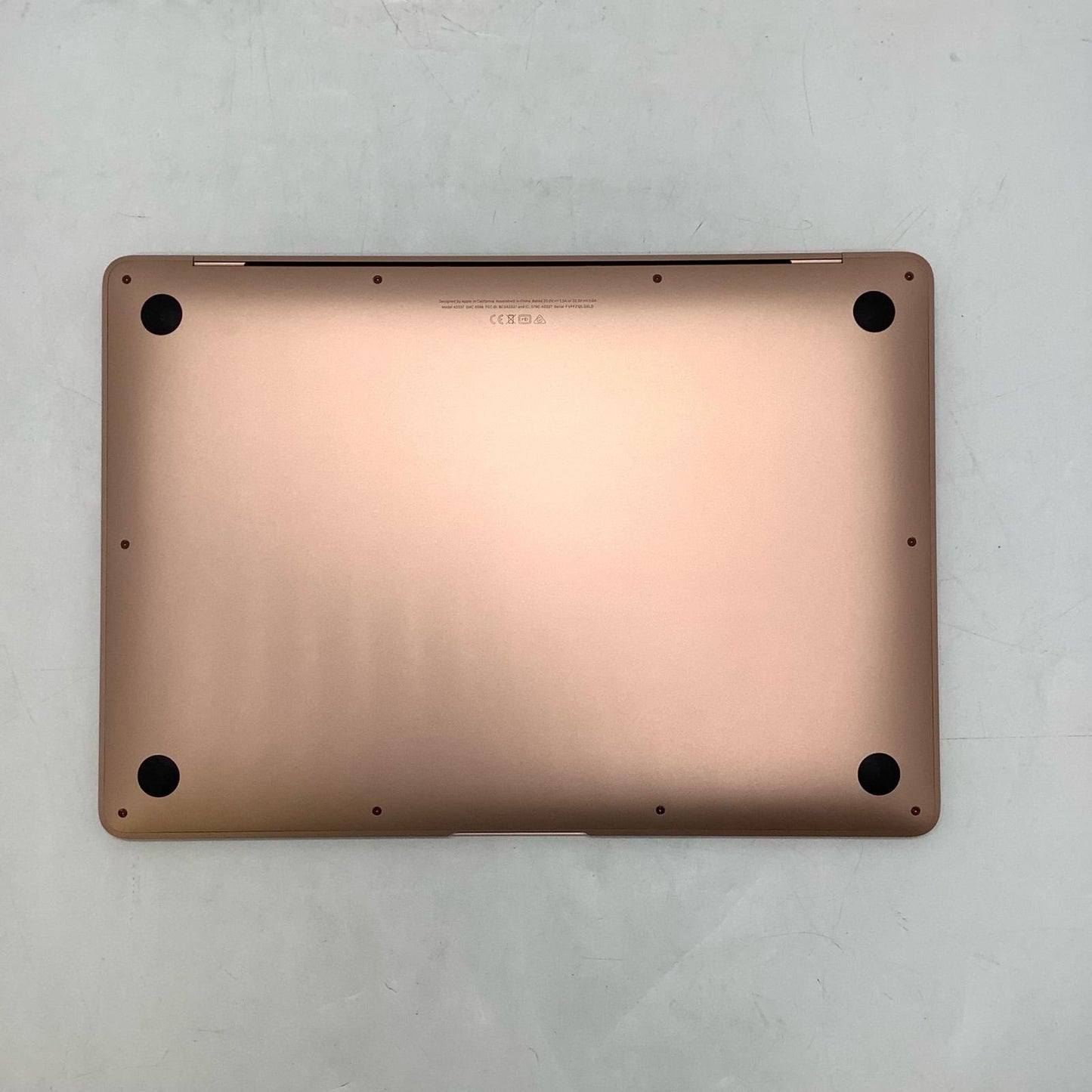 【全額返金保証】【最速発送】Apple MacBook Air 13.3インチ 2020 M1 8GB 512GB ゴールド 98% 美品 動作確認済