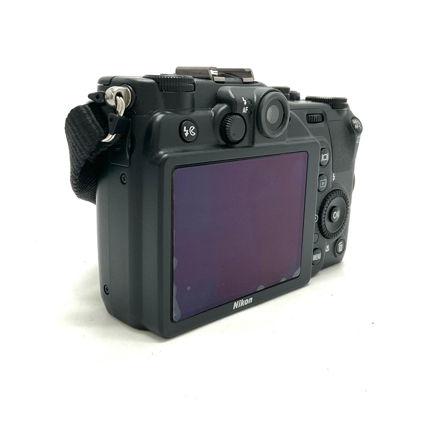 【全額返金保証】【最速発送】Nikon コンパクトデジタルカメラ COOLPIX P7000 動作確認済