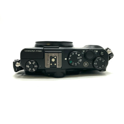 【全額返金保証】【最速発送】Nikon コンパクトデジタルカメラ COOLPIX P7000 動作確認済