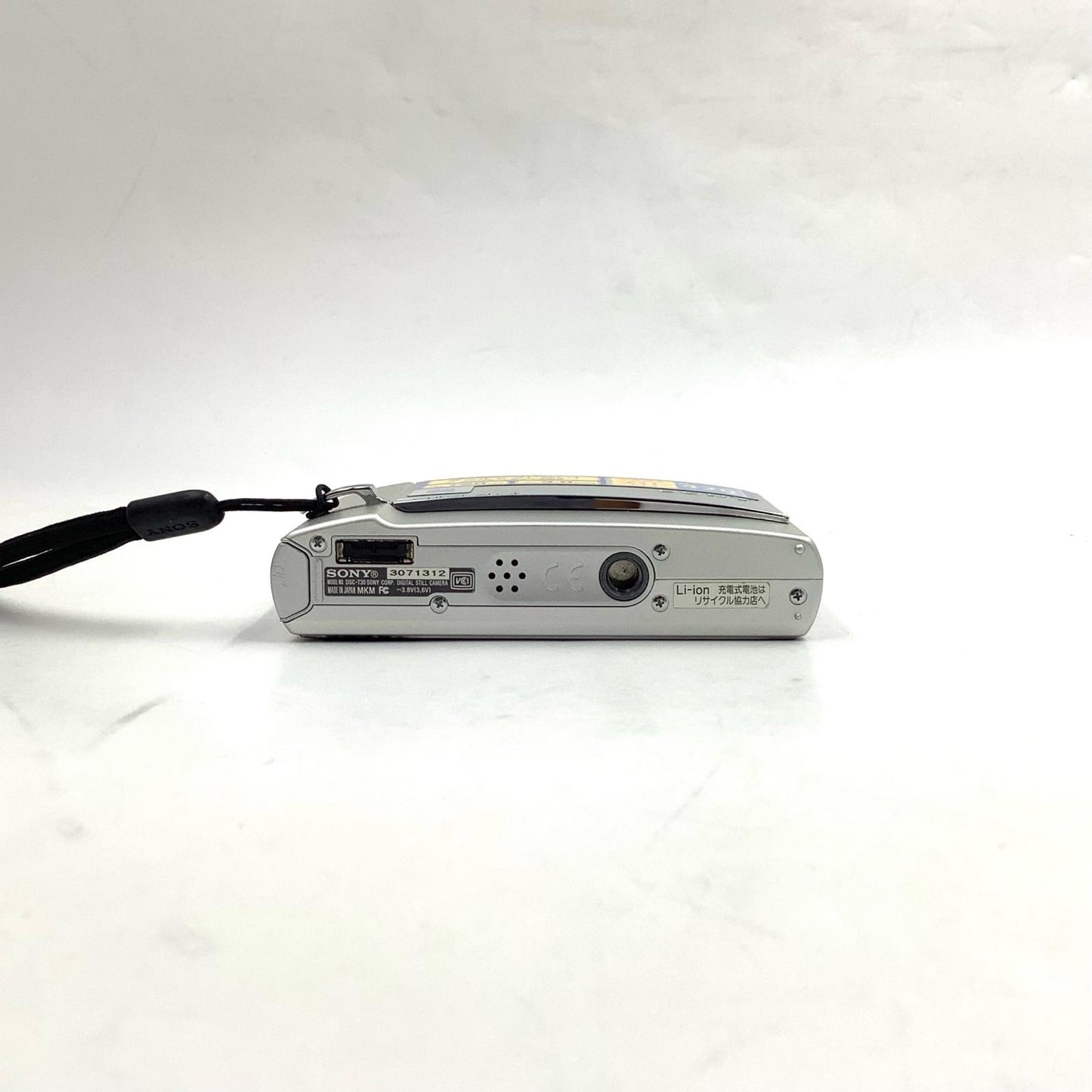 【全額返金保証】【最速発送】Sony コンパクトデジタルカメラ Cyber-shot DSC-T30 シルバー 美品 動作確認済