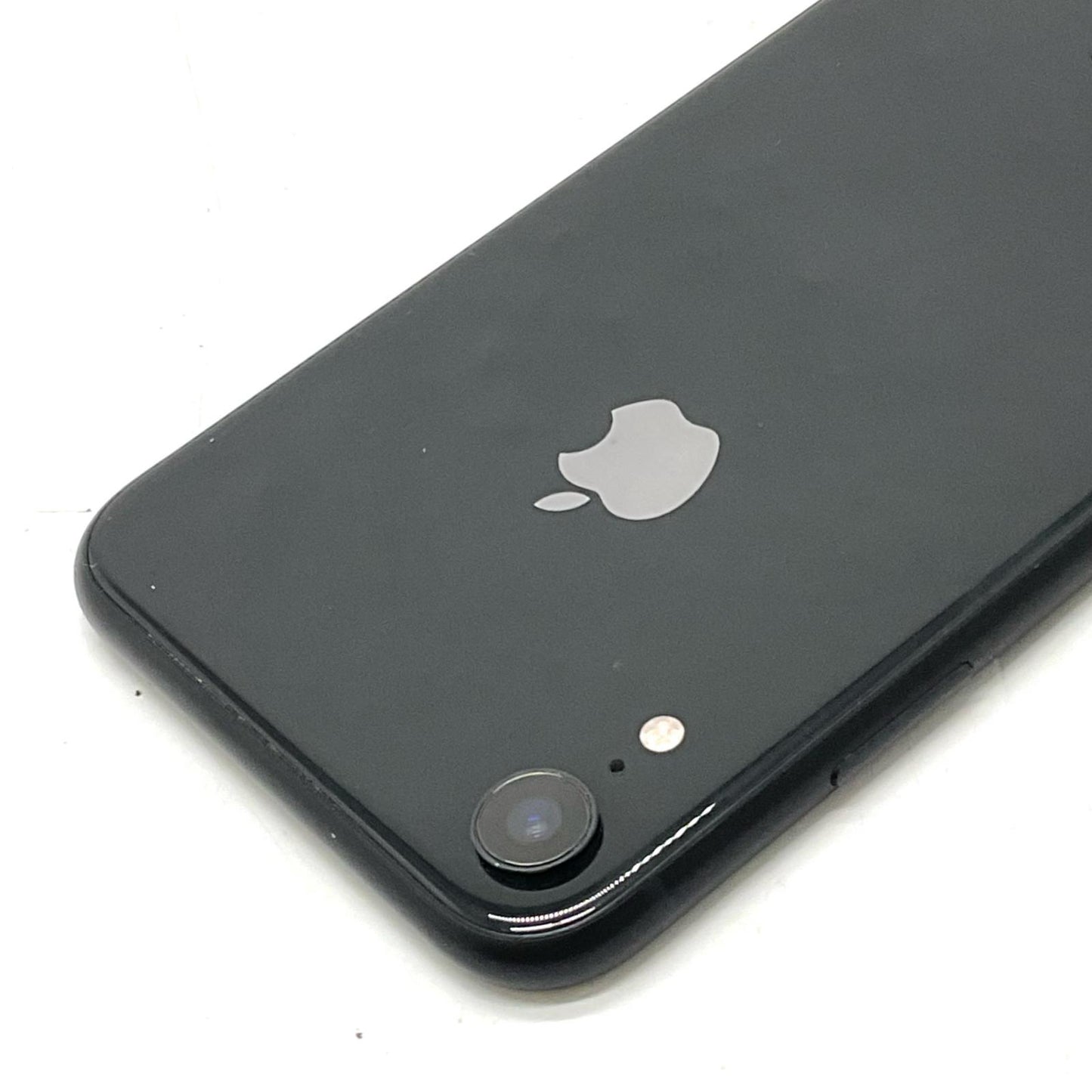 【全額返金保証】【最速発送】Apple iPhone iPhone XR 64GB ブラック docomo 白ロム 美品 動作確認済 87%