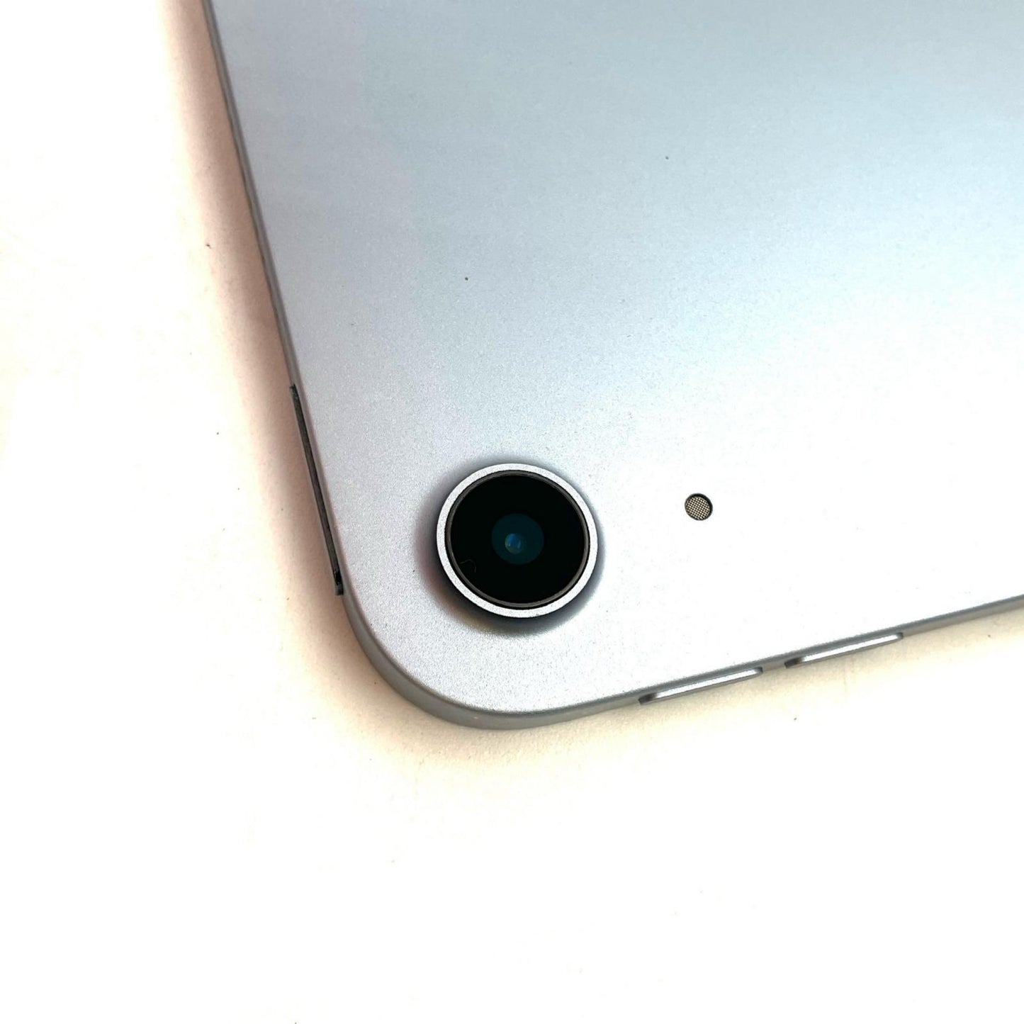 【最速発送】Apple iPad Air 10.9インチ 第4世代 256GB スカイブルー Wi-Fi【難有】