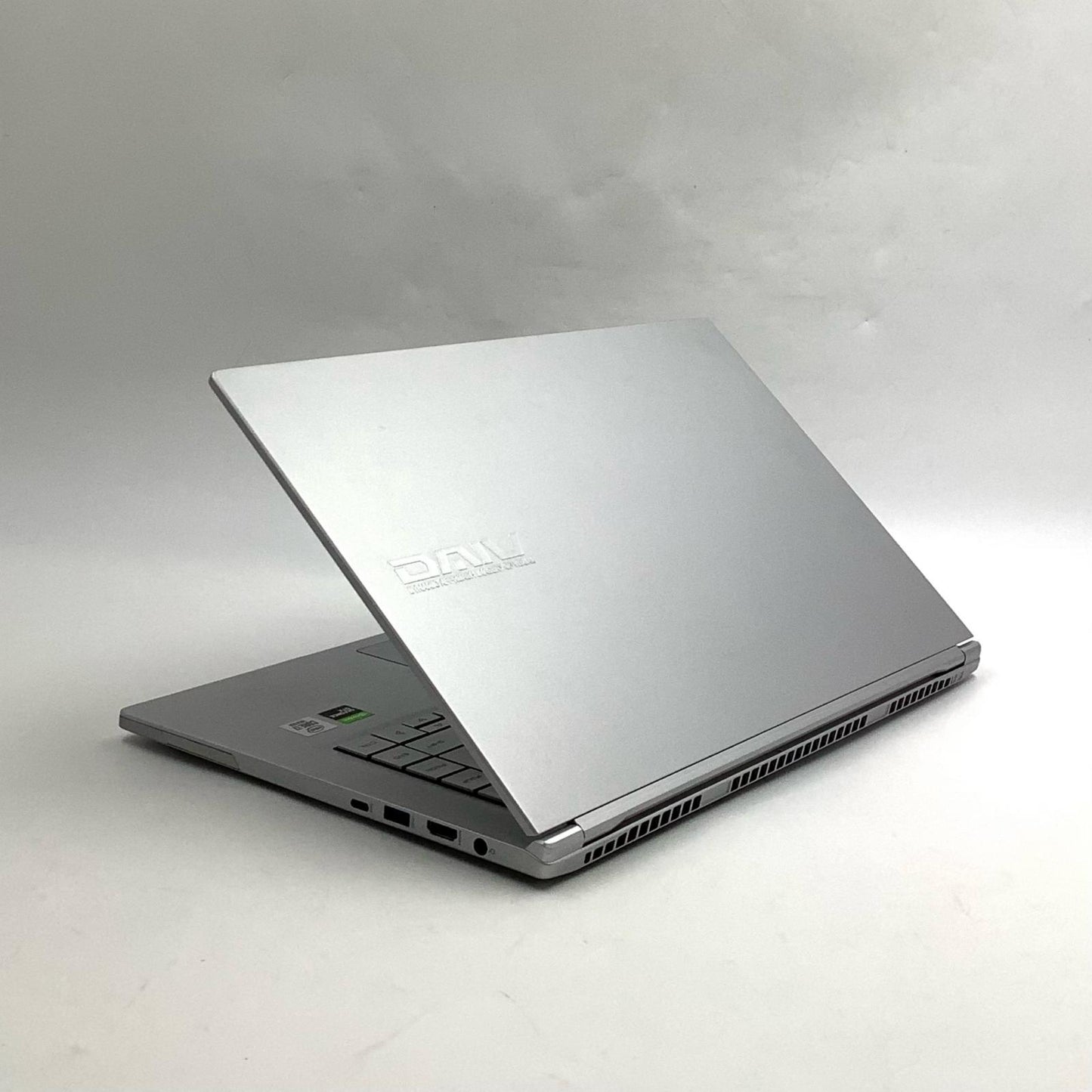 【最速発送】MouseComputer DAIV 21045P-CML-H-B Intel(R) Core(TM) i7-10750H CPU @ 2.60GHz 32GB M.2 SSD 1TB NVIDIA GeForce GTX 1650 Ti 95%【難有】