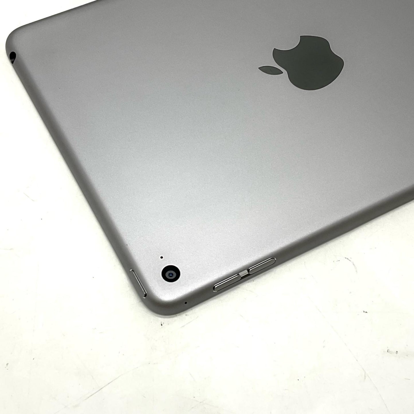 【全額返金保証】【最速発送】Apple iPad iPad mini 4 128GB Wi-Fi 超美品 動作確認済