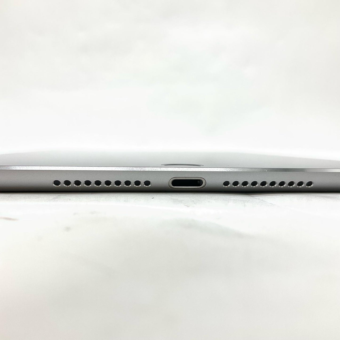 【全額返金保証】【最速発送】Apple iPad iPad mini 4 128GB Wi-Fi 超美品 動作確認済