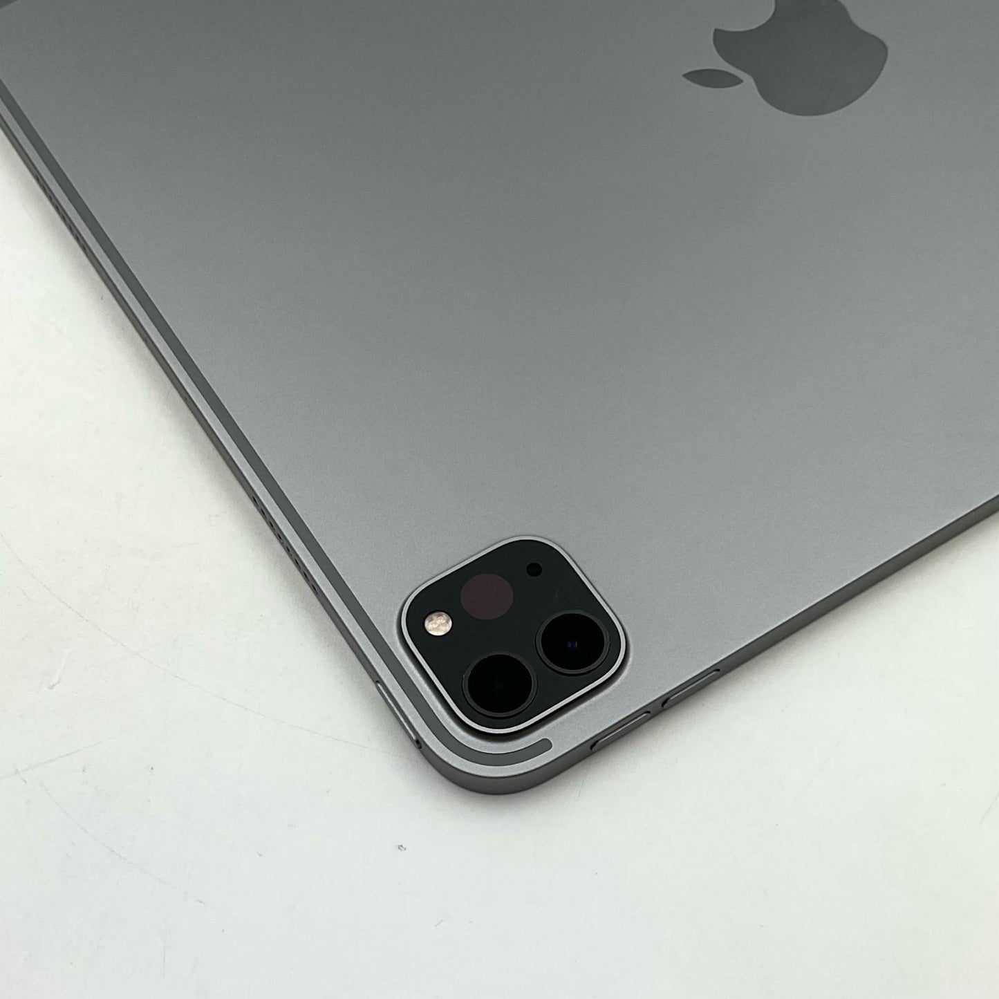 【全額返金保証】【最速発送】Apple iPad Pro 11インチ 第4世代 512GB スペースグレイ Wi-Fi 美品 動作確認済