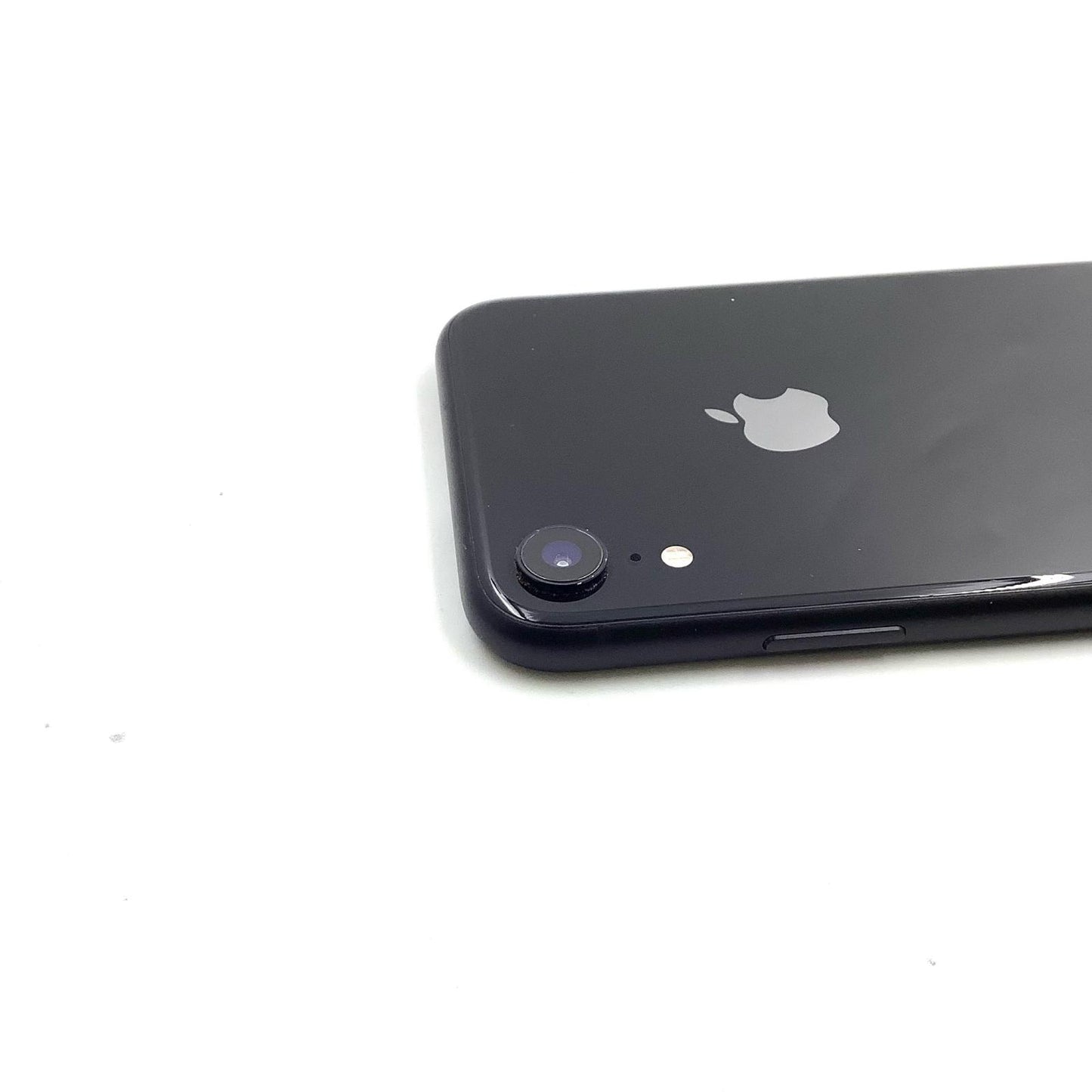 【全額返金保証】【最速発送】Apple iPhone iPhone XR 64GB ブラック docomo 白ロム 動作確認済 84%