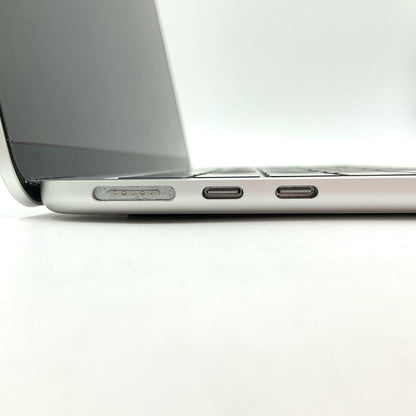 【全額返金保証】【最速発送】Apple MacBook Air 13.6インチ 2022 M2 8GB 256GB シルバー 83% 美品 動作確認済