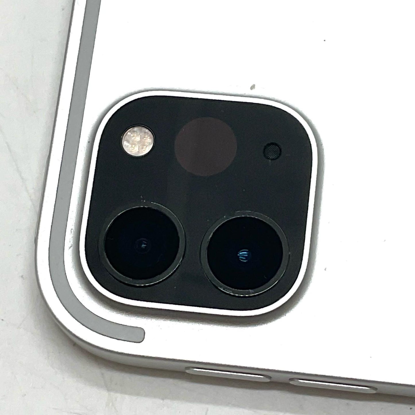【全額返金保証】【最速発送】Apple iPad Pro 11インチ 第4世代 128GB シルバー Wi-Fi 美品 動作確認済