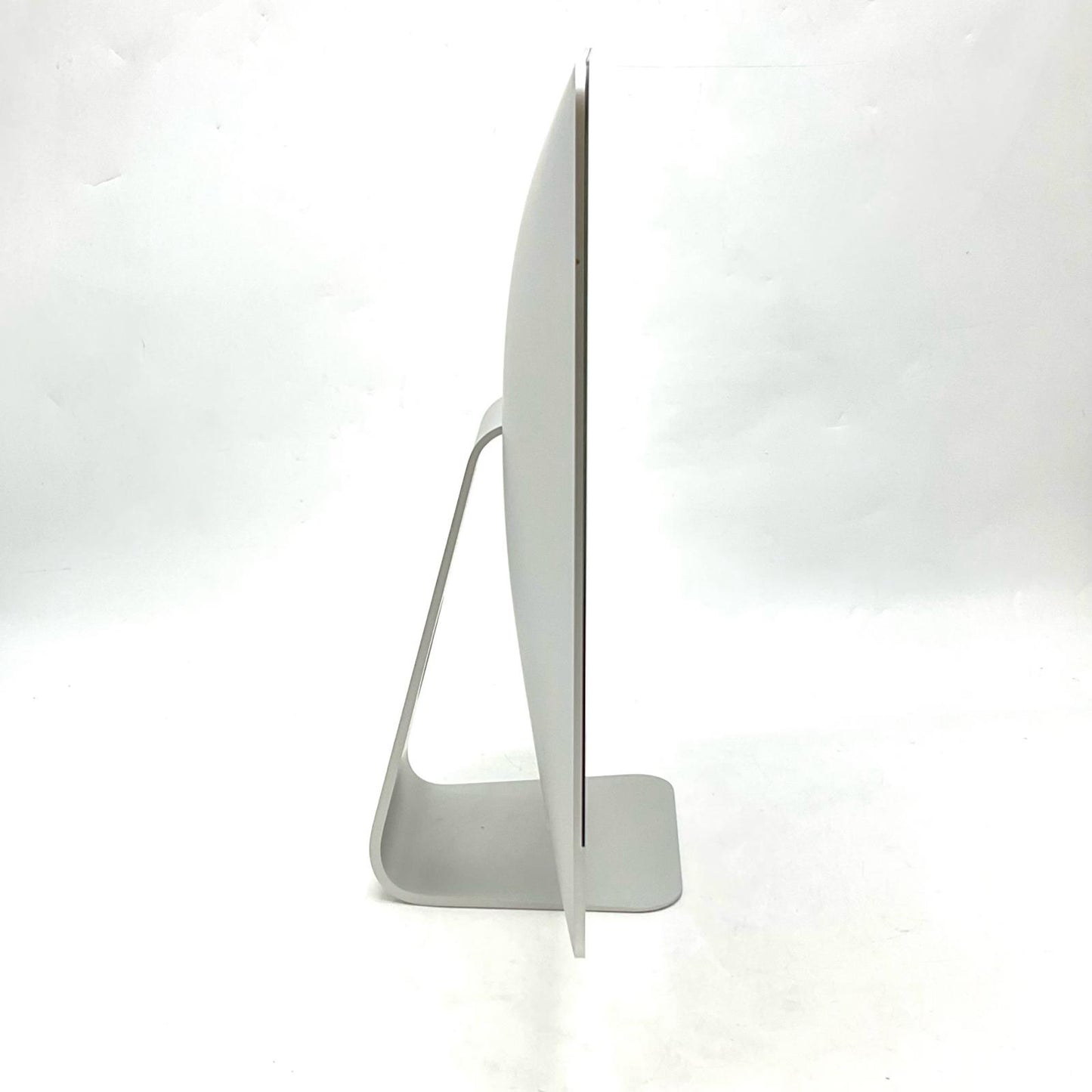 【全額返金保証】【最速発送】Apple iMac 21.5インチ デュアルコア intel core i5 8GB HDD 1TB シルバー 美品 動作確認済