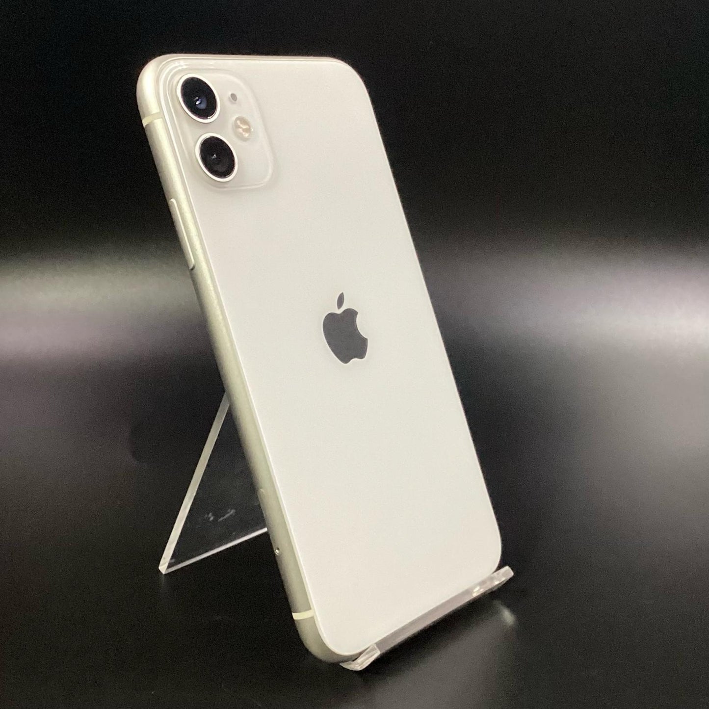 【全額返金保証】【最速発送】Apple iPhone iPhone 11 64GB ホワイト au 白ロム 動作確認済 78%