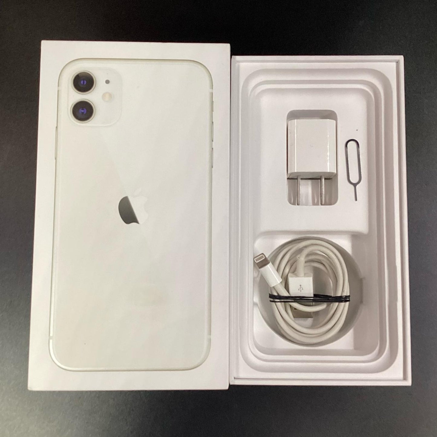 【全額返金保証】【最速発送】Apple iPhone iPhone 11 64GB ホワイト au 白ロム 動作確認済 78%