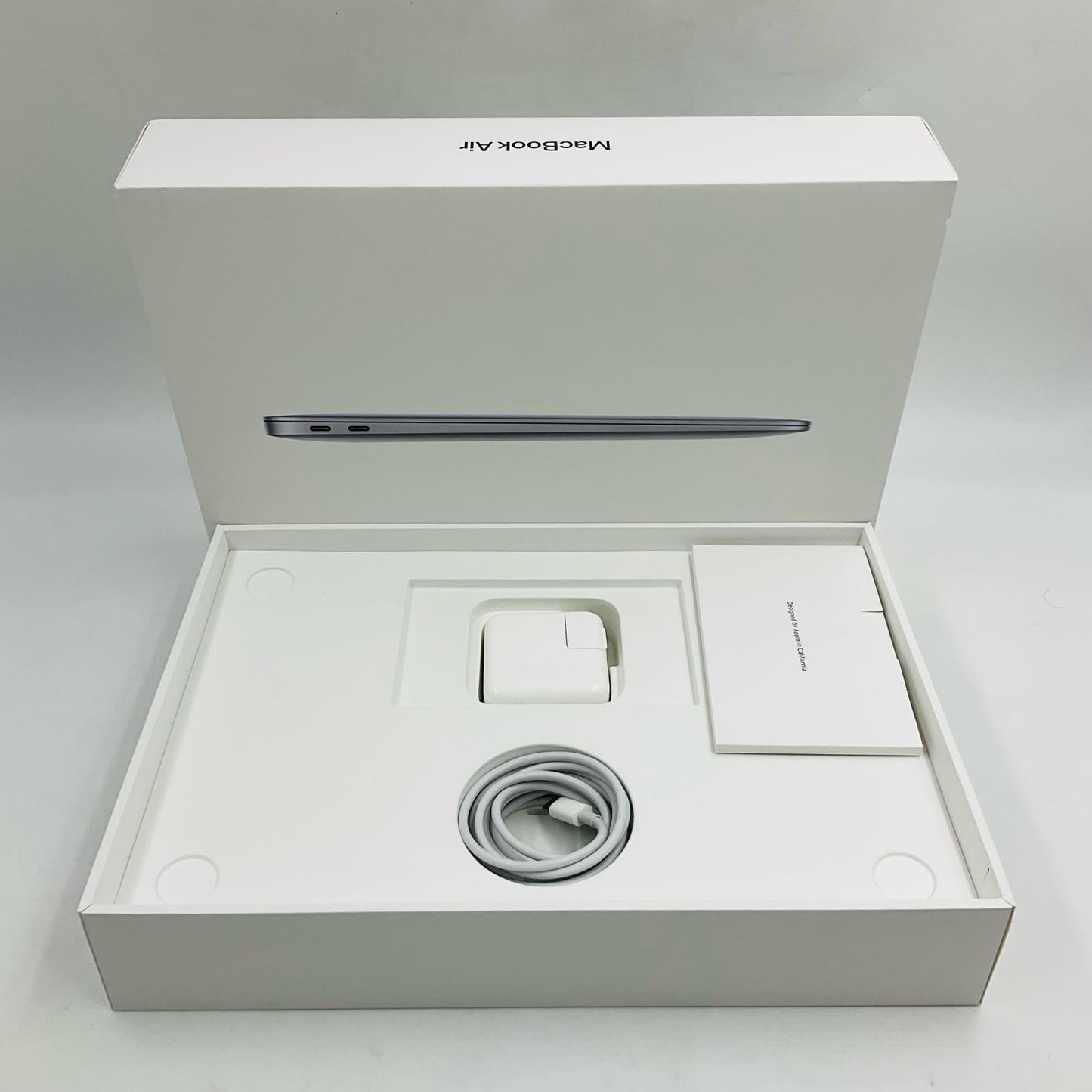 【全額返金保証】【最速発送】Apple MacBook Air 13.3インチ 2020 M1 16GB 512GB スペースグレイ 98% 美品 動作確認済