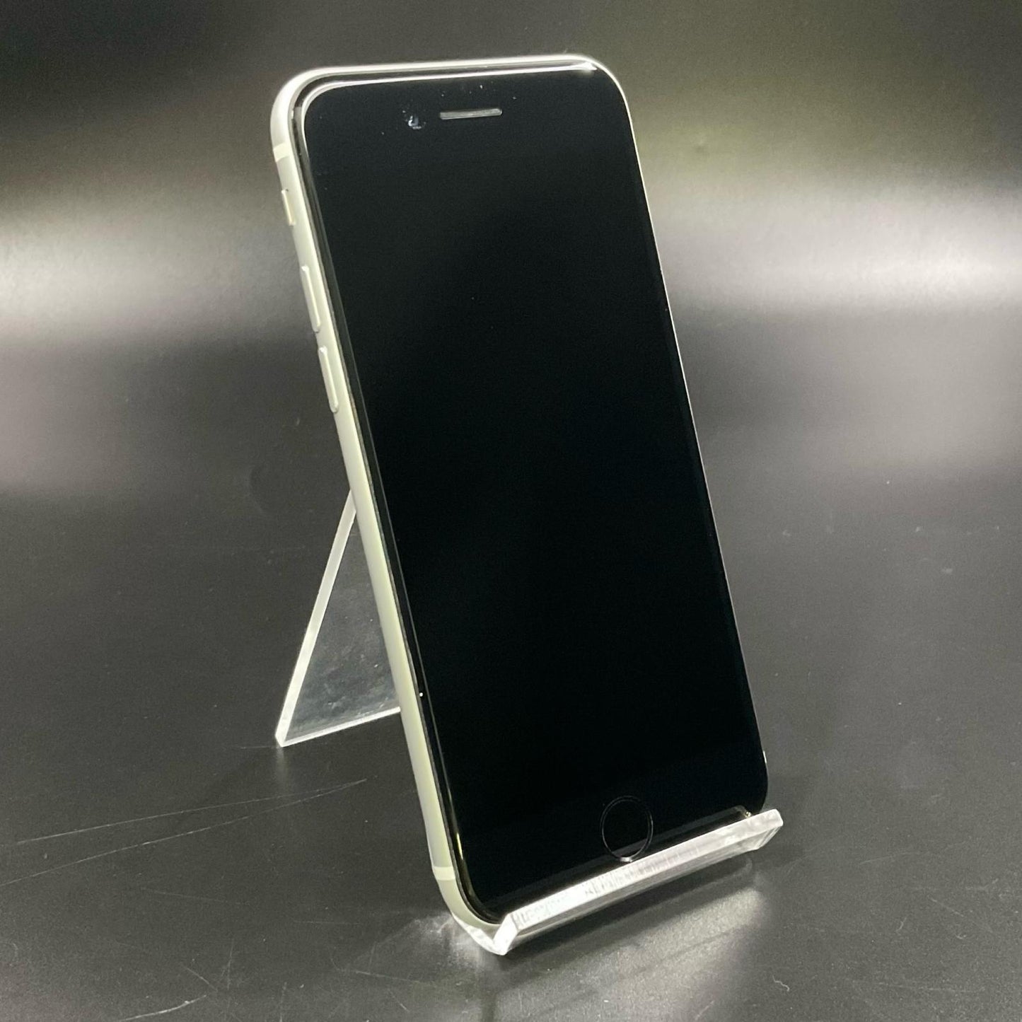 【全額返金保証】【最速発送】Apple iPhone iPhone SE（第2世代） 64GB ホワイト docomo 白ロム 動作確認済 76%