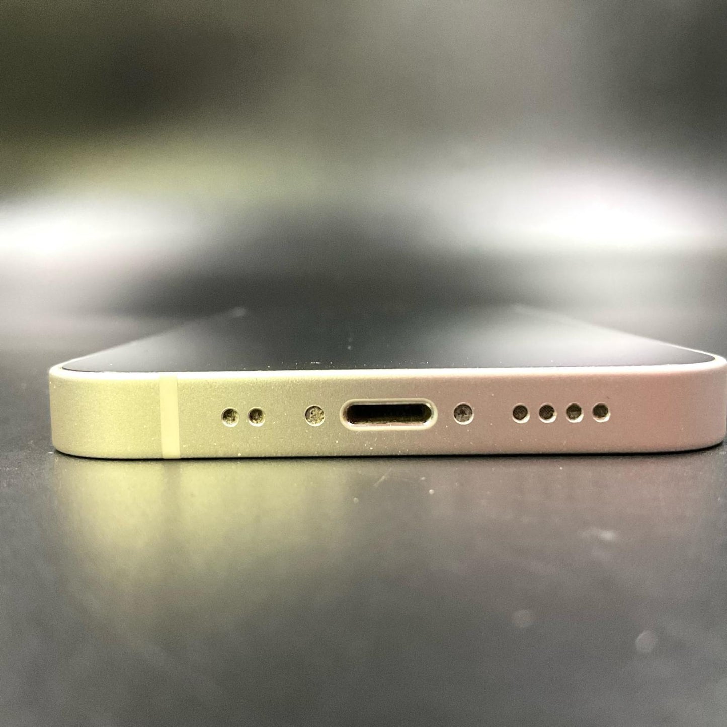 【全額返金保証】【最速発送】Apple iPhone iPhone 13 mini 128GB スターライト au SIMフリー 白ロム 美品 動作確認済 80%