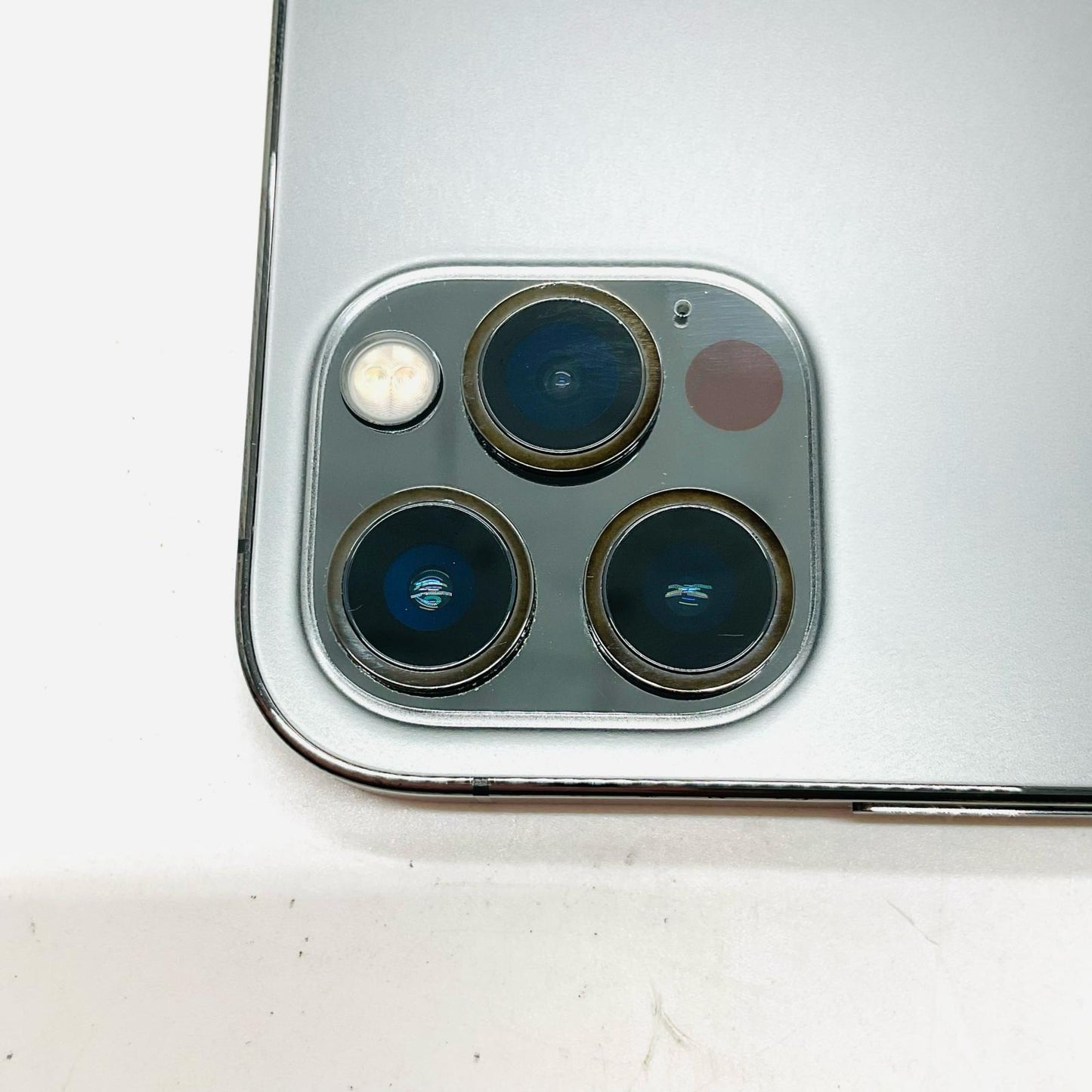 【最速発送】Apple iPhone iPhone 12 Pro 256GB グラファイト docomo SIMフリー 白ロム【難有】 79%