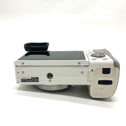 【最速発送】Sony デジタル一眼 α6100 ILCE-6100 ボディ ホワイト【難有】