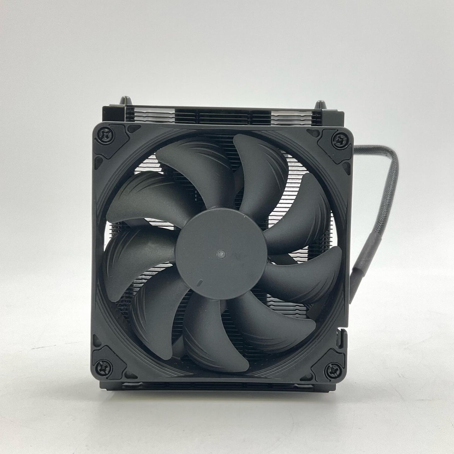 【全額返金保証】【最速発送】NOCTUA CPUクーラー CHROMAX BLACK NH-L9a-AM4 超美品 動作確認済