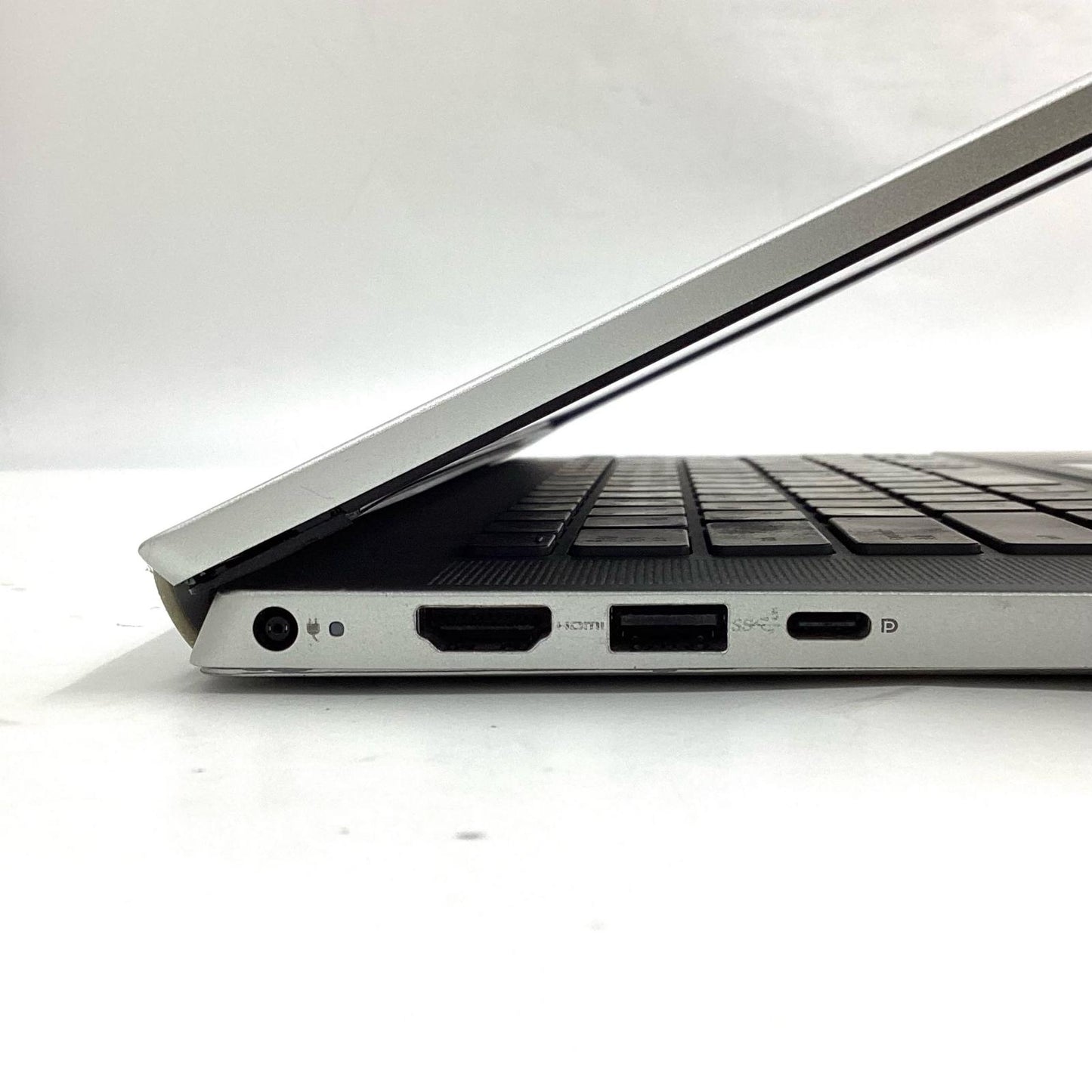 【最速発送】DELL Inspiron 16 P117F AMD Ryzen 5 5625U 16GB SSD 512GB 68%【難有】