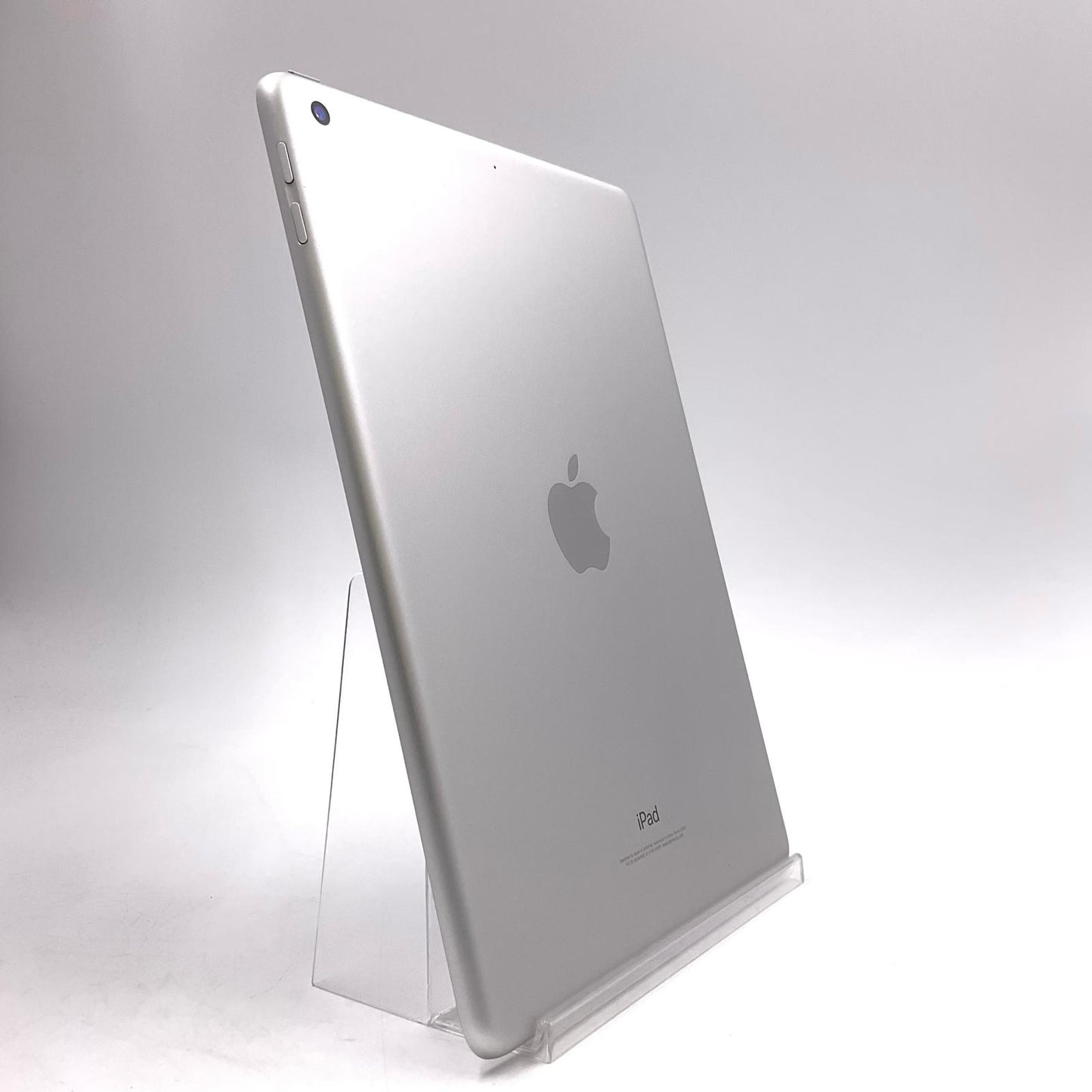 【全額返金保証】【最速発送】Apple iPad iPad 9.7インチ 第6世代 32GB シルバー Wi-Fi 美品 動作確認済