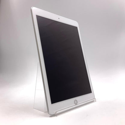 【全額返金保証】【最速発送】Apple iPad iPad 9.7インチ 第6世代 32GB シルバー Wi-Fi 美品 動作確認済