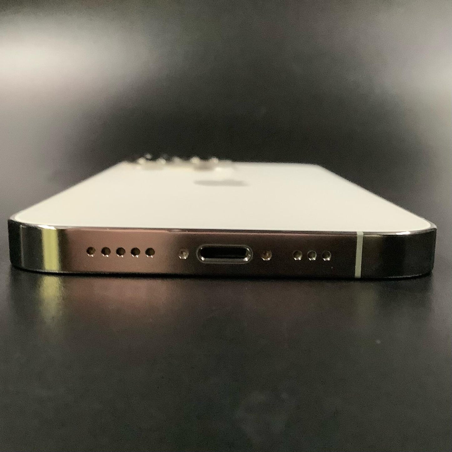 【全額返金保証】【最速発送】Apple iPhone iPhone 13 Pro 512GB シルバー au 白ロム 動作確認済 83%