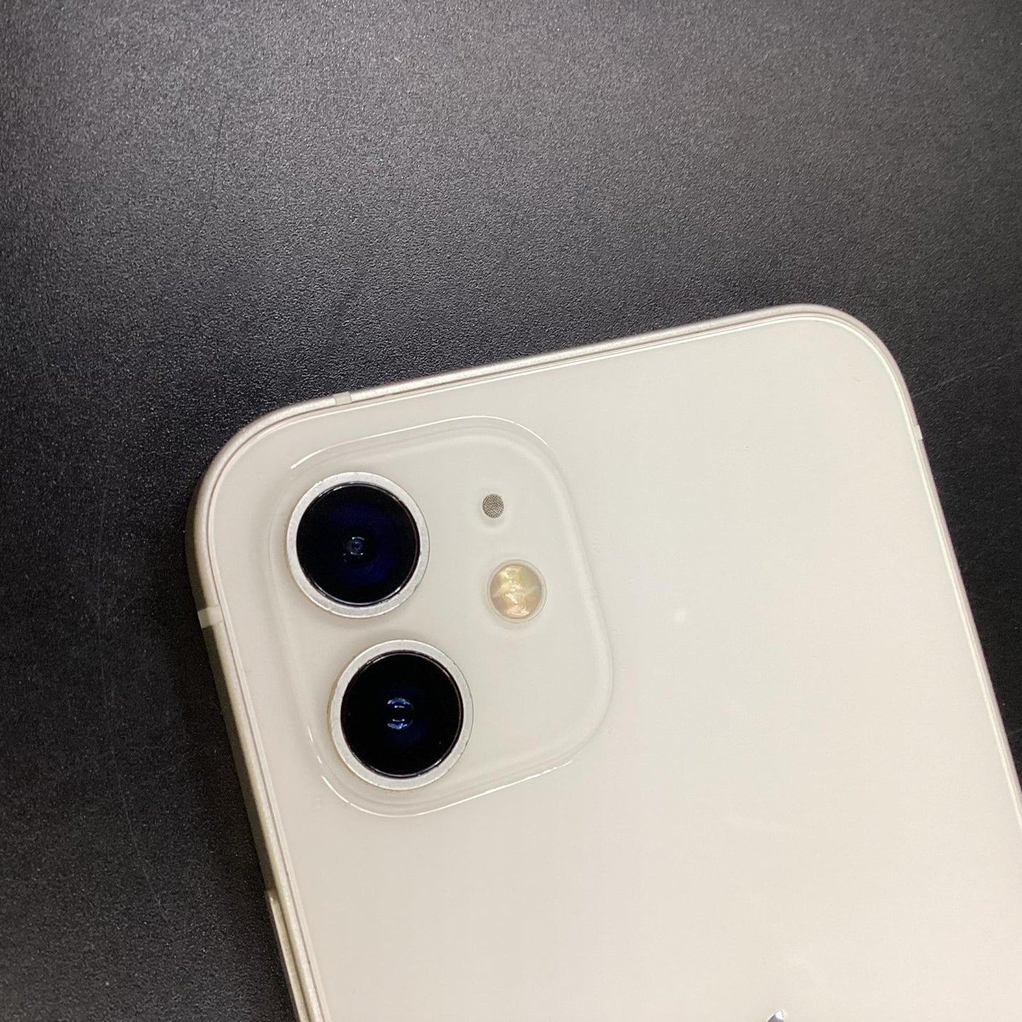 【全額返金保証】【最速発送】Apple iPhone iPhone 12 128GB ホワイト au SIMフリー 白ロム 動作確認済 78%